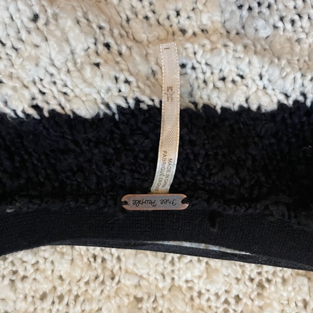 Free People Boucle White & Black Sweater - Picture 6 of 7